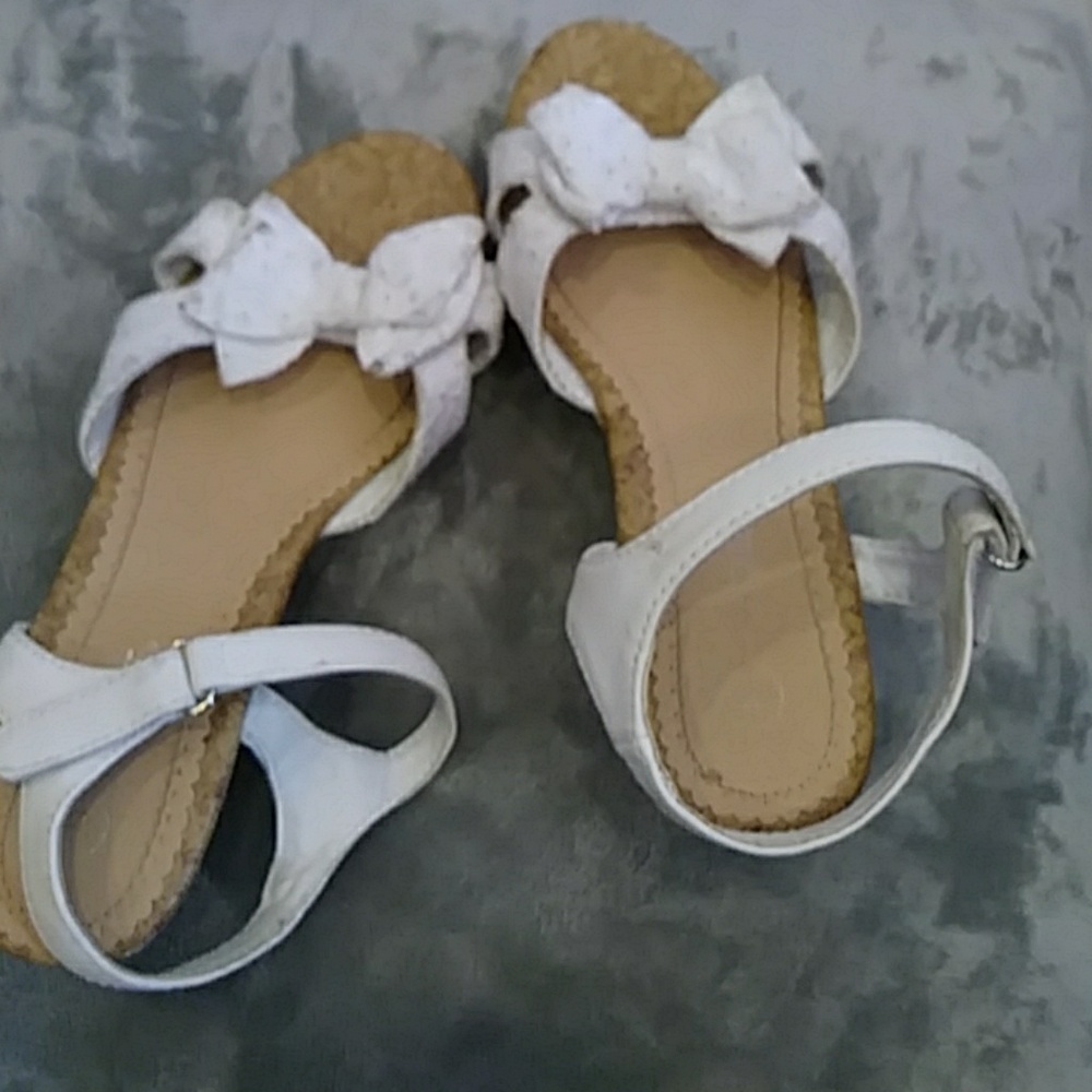 Pair of kids wedges size 3